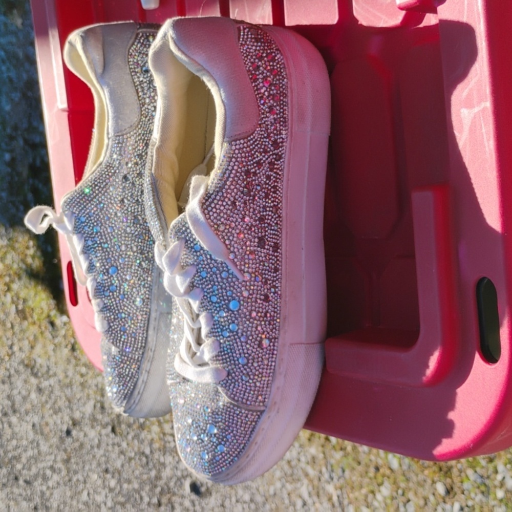 (#5) SALE! Betsey Johnson Rhinestone Blinged Out Shoes Sz. 7.5M Gently Worn